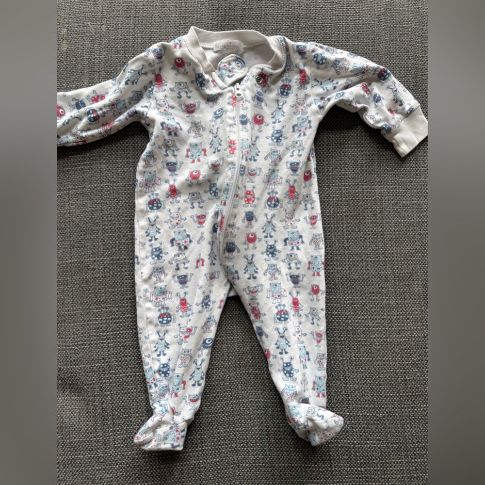 Kissy Kissy zip footie monster print 0-3m